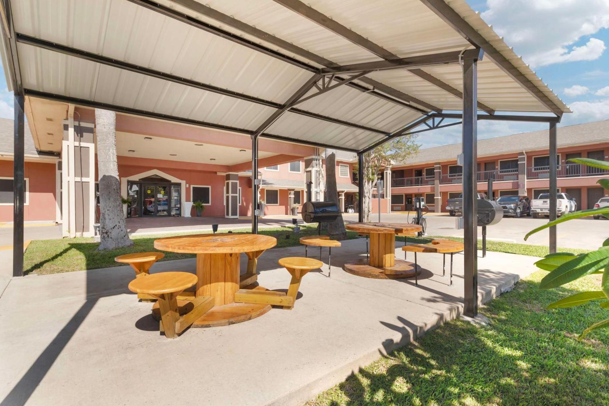 Best Western Plus Edinburg Inn & Suites Zewnętrze zdjęcie