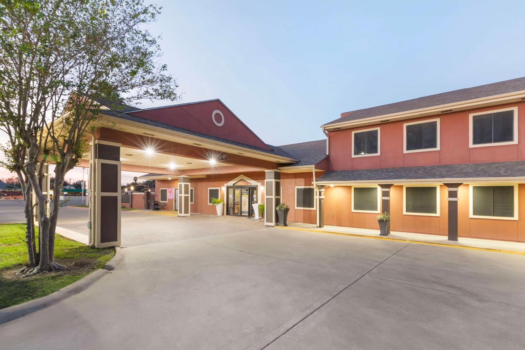Best Western Plus Edinburg Inn & Suites Zewnętrze zdjęcie